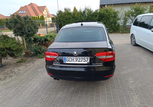 Skoda Superb cena 43900 przebieg: 300000, rok produkcji 2013 z Chojnice małe 301